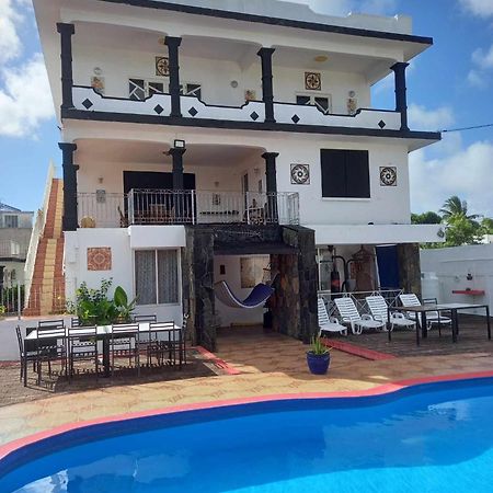 L'Appartement Azurev Pereybere Beach Bagian luar foto