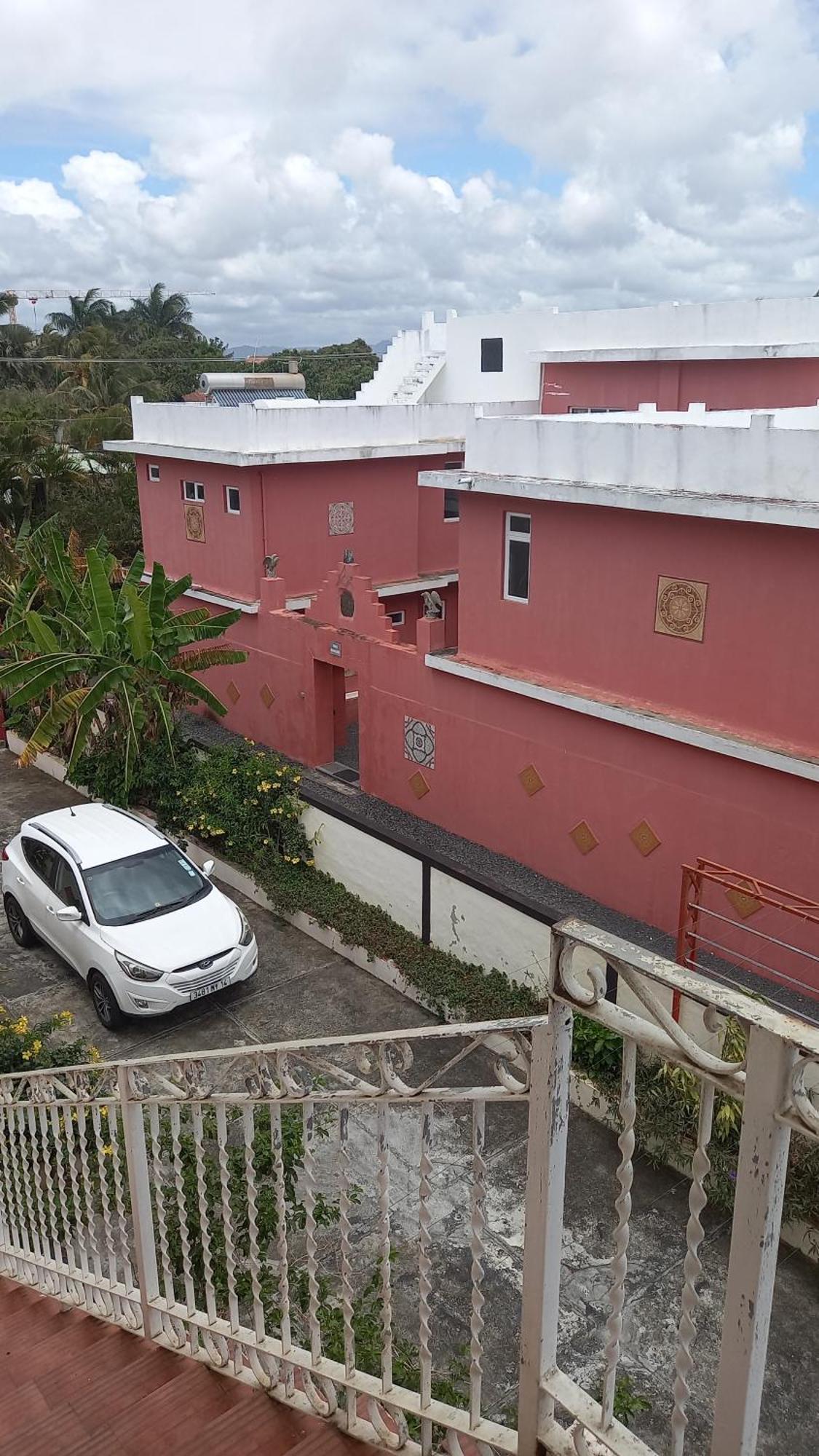 L'Appartement Azurev Pereybere Beach Bagian luar foto